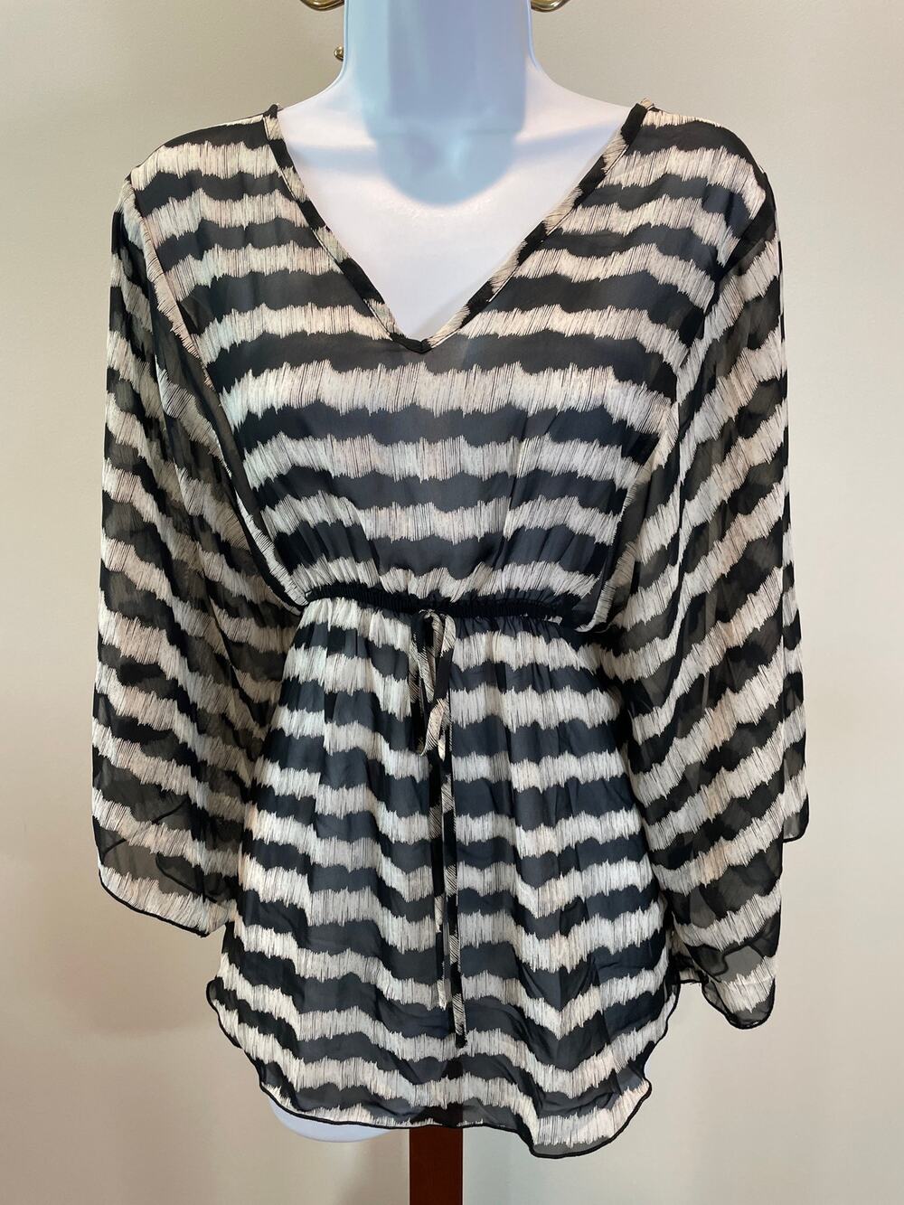 Francesca’s Sheer Chiffon Top Size S Black Light Cream Boutique Style